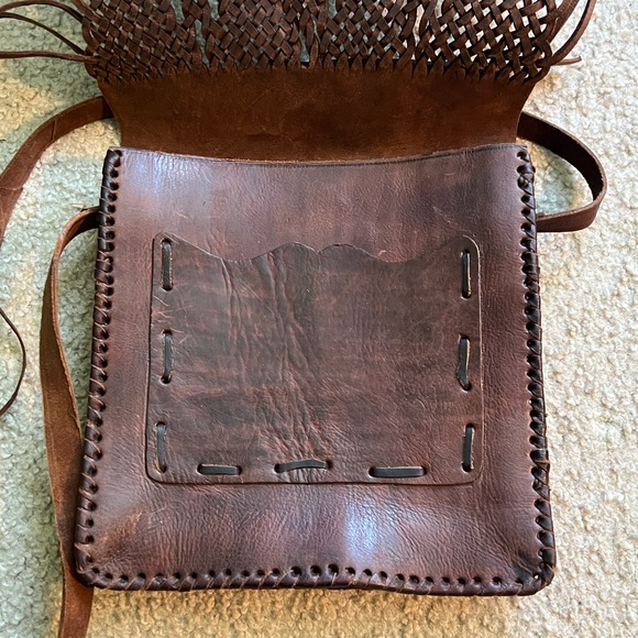 Vintage natural leather braided fringe crossbody bag - Picture 3 of 6